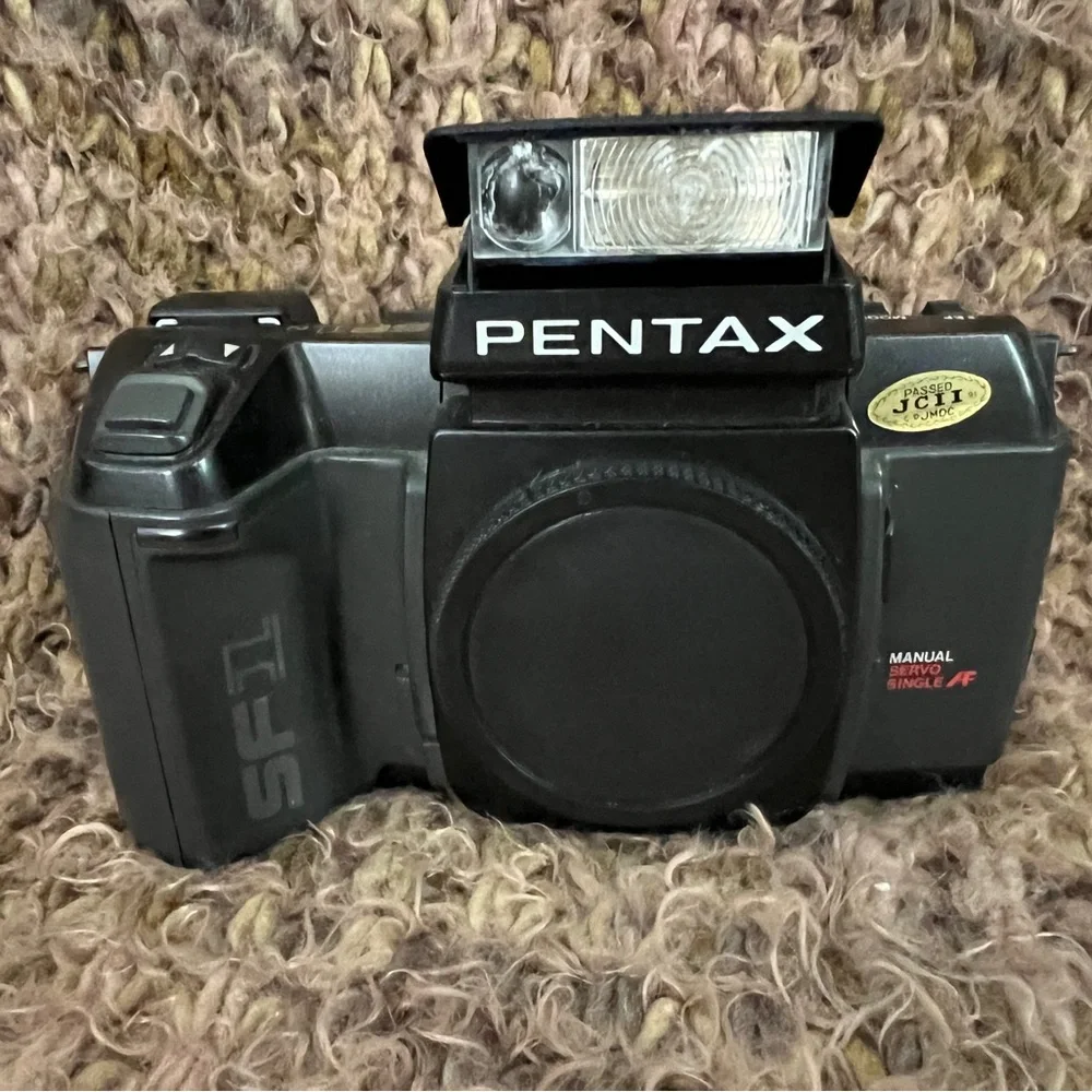 Pentax SF1N (Body Only) camera, with flash